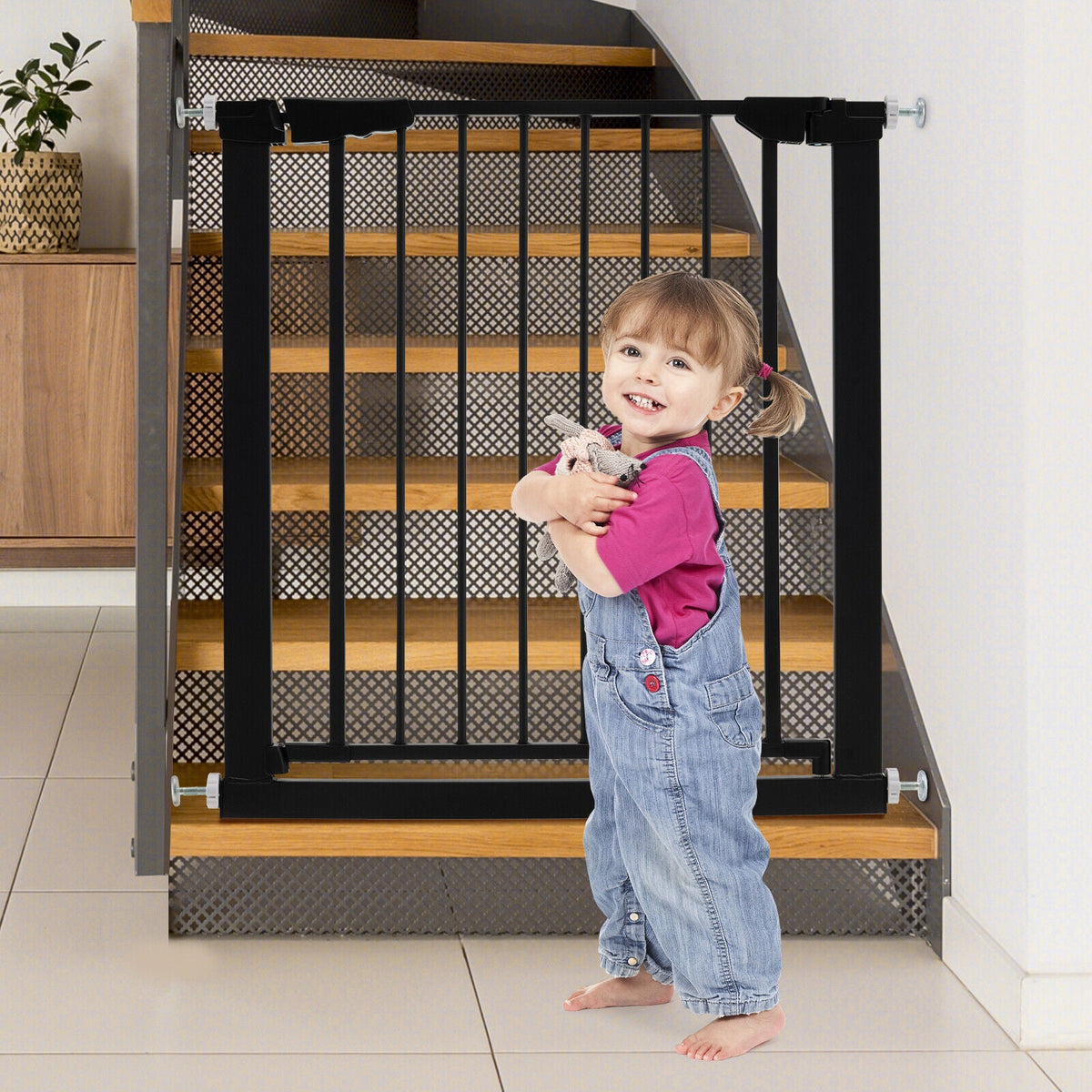 30-32.5 Inch Wide Safety Gate with 30 Inch Scientific Height